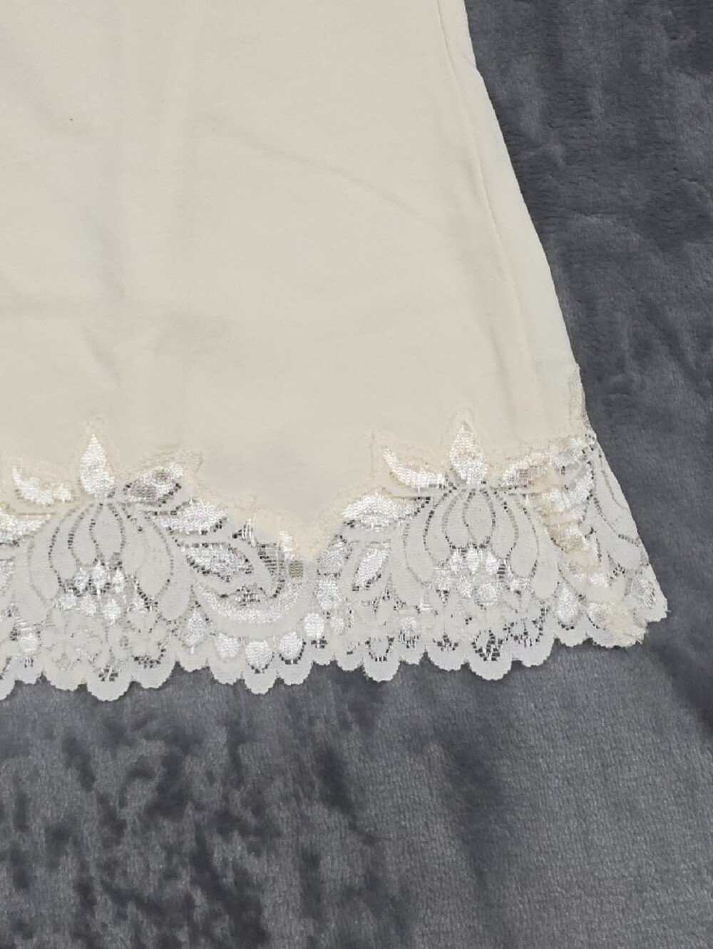 Coldwater Creek Cream Lace-Trim Scoop Tank Sz Med - Picture 3 of 6